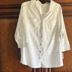 Coral Bay White Shirt with Yellow Star Pattern